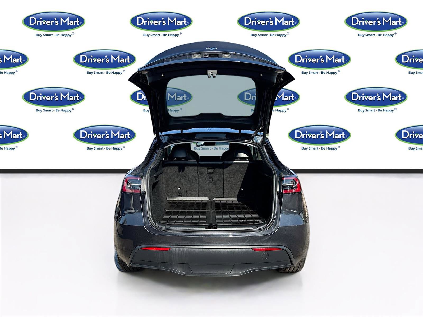 Used 2025 Tesla Model Y Long Range RWD image 26