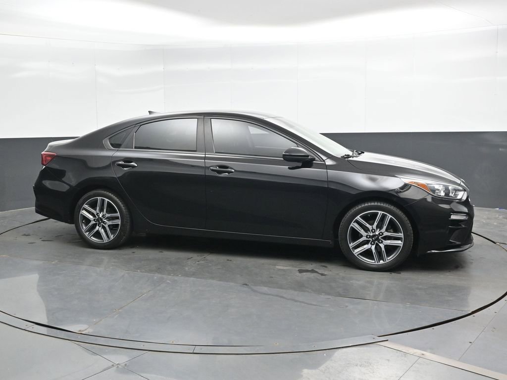Used 2019 Kia Forte S FWD image 4