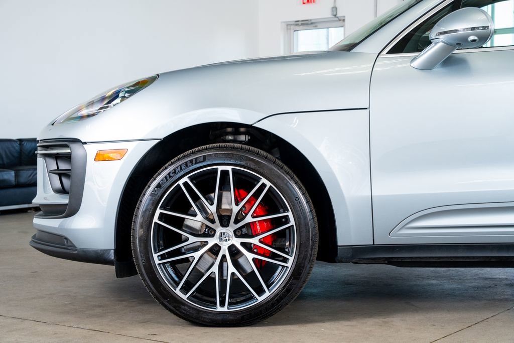Used 2023 Porsche Macan S image 9