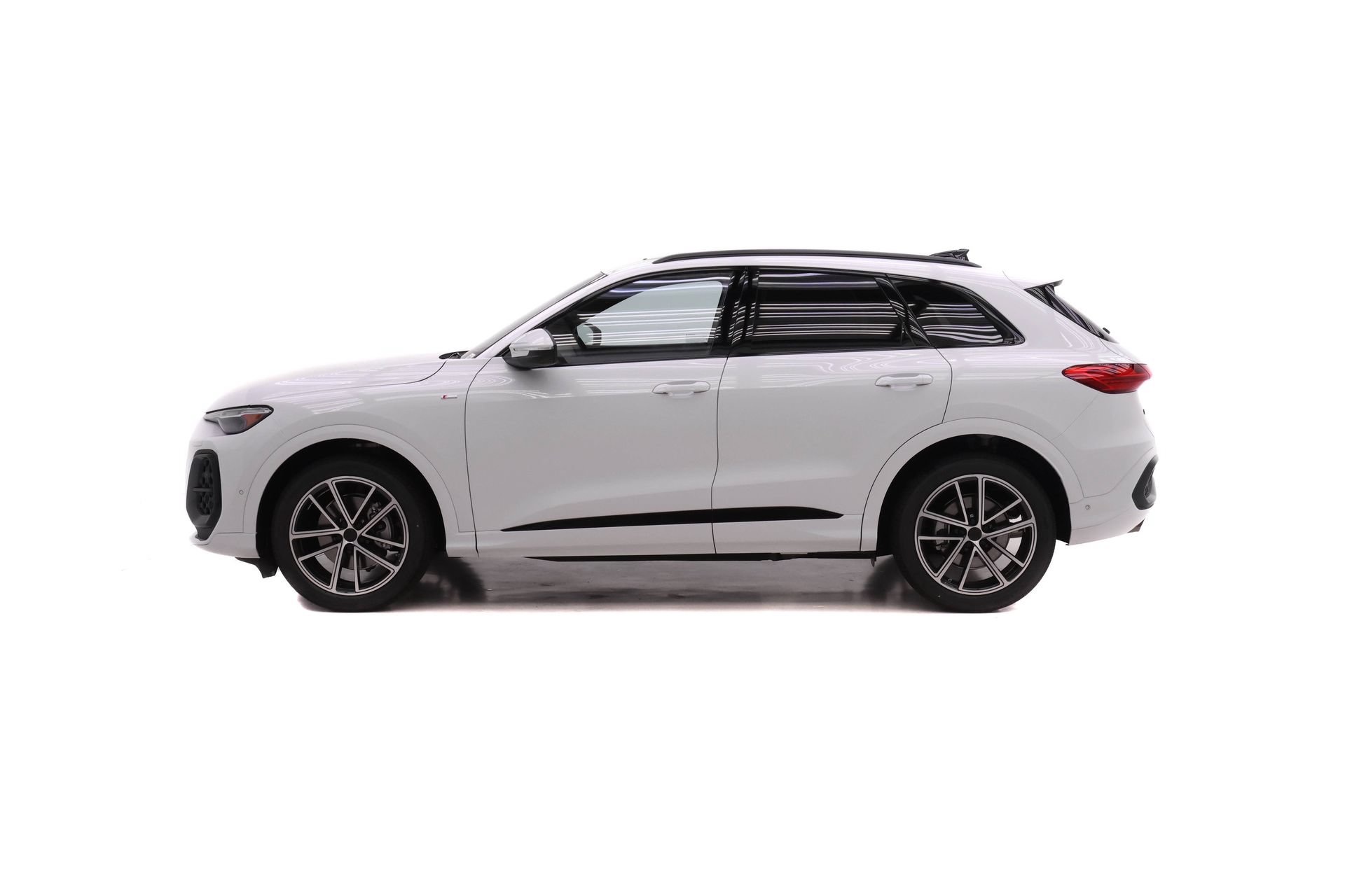 New 2026 Audi Q5 Prestige AWD/4WD image 3