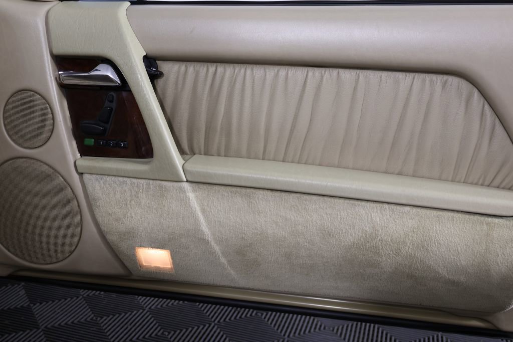 Used 1995 Mercedes-Benz SL 500 image 46