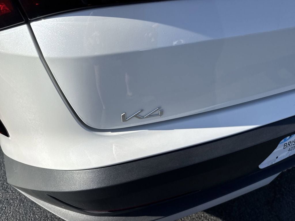 New 2026 Kia K4 LXS FWD image 6