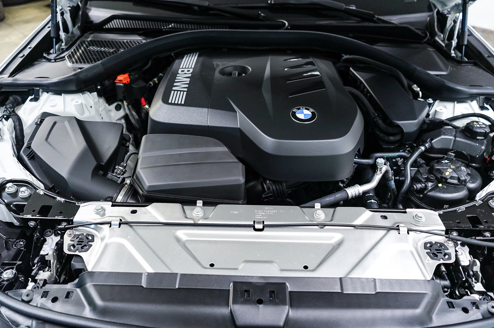 New 2026 BMW 330i Sedan w/ Convenience Package RWD image 29