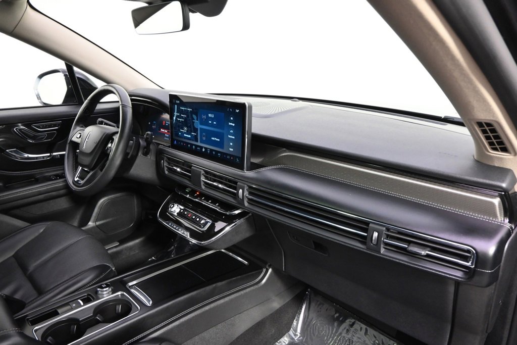 New 2025 Lincoln Corsair Reserve w/ Jet Appearance Package image 14