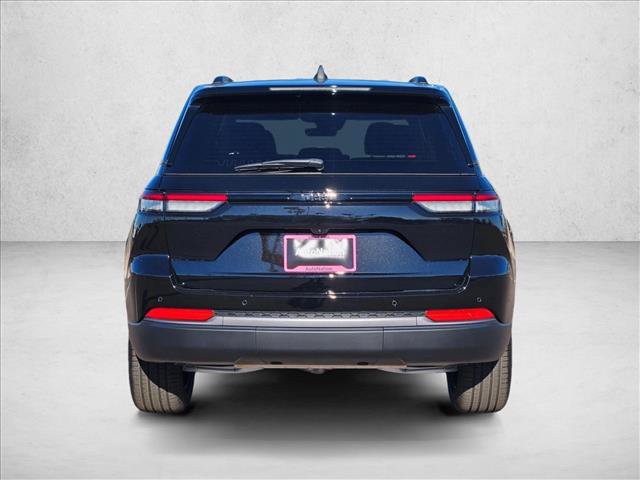 New 2026 Jeep Grand Cherokee Limited w/ Limited Altitude Package RWD image 8