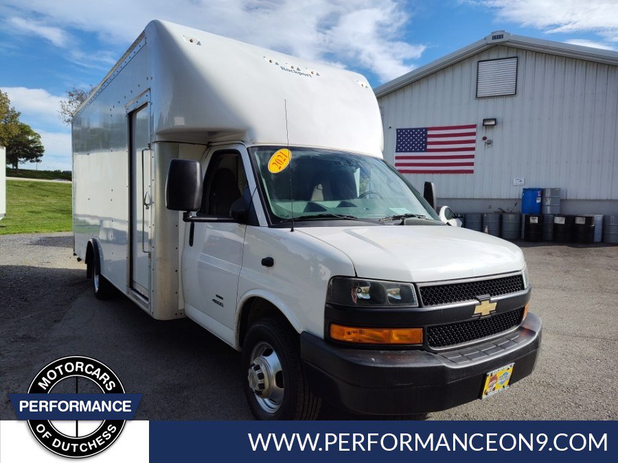 Used 2021 Chevrolet Express 4500 Extended w/ Power Convenience Package RWD image 1