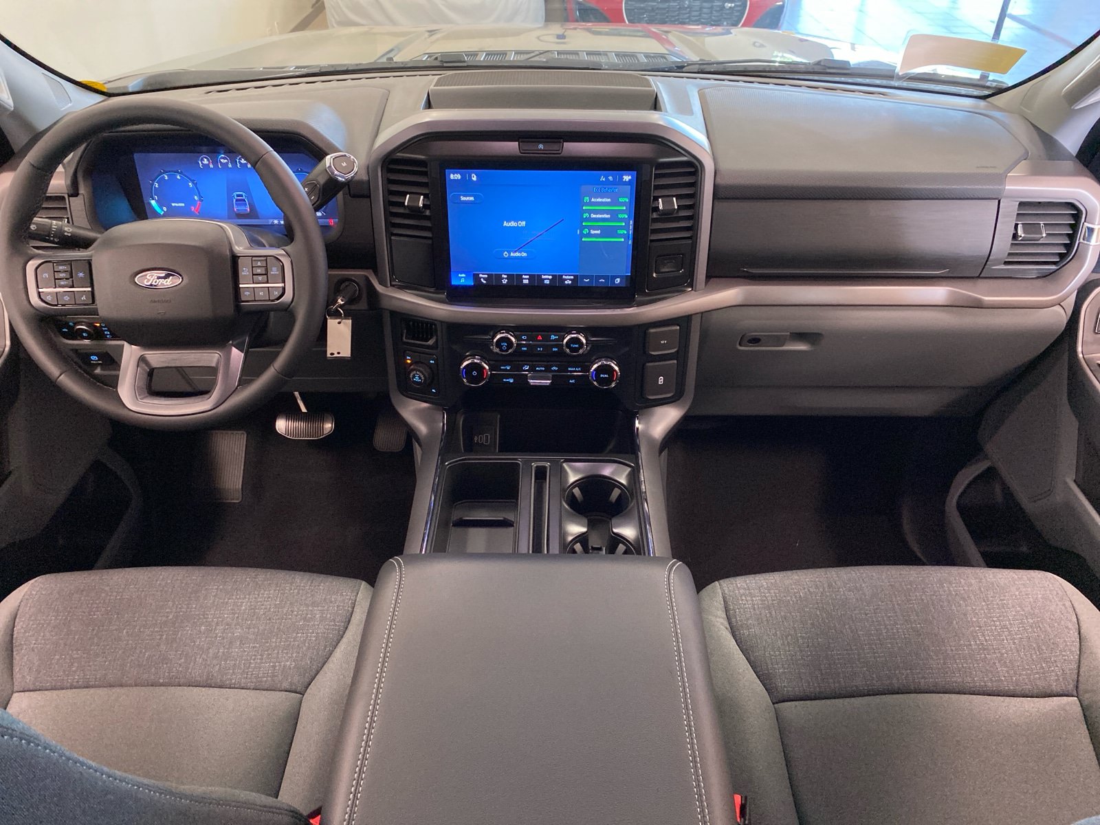 New 2026 Ford F150 XLT w/ XLT Chrome Appearance Package AWD/4WD image 14
