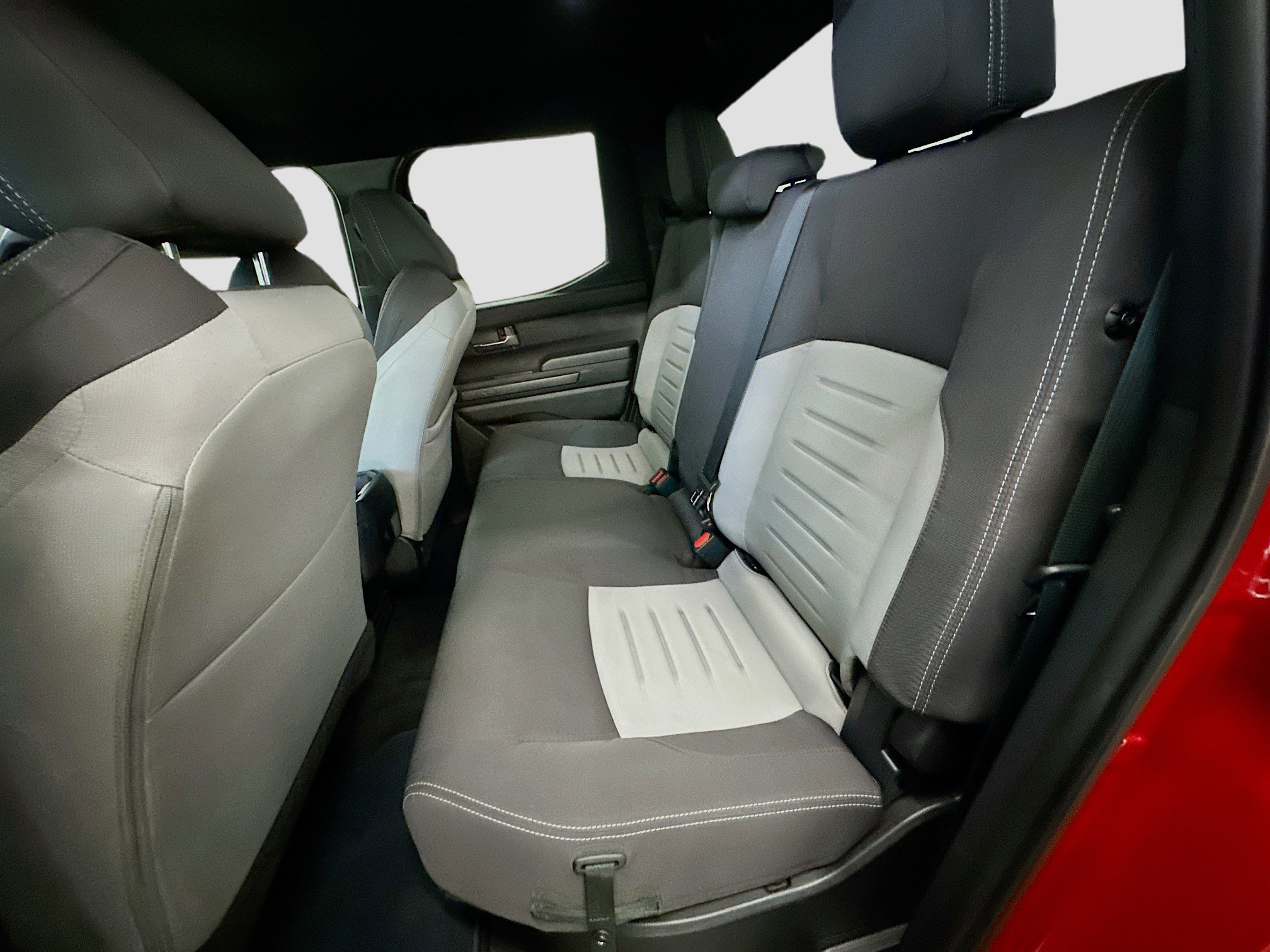 Used 2025 Toyota Tacoma TRD Off-Road image 29