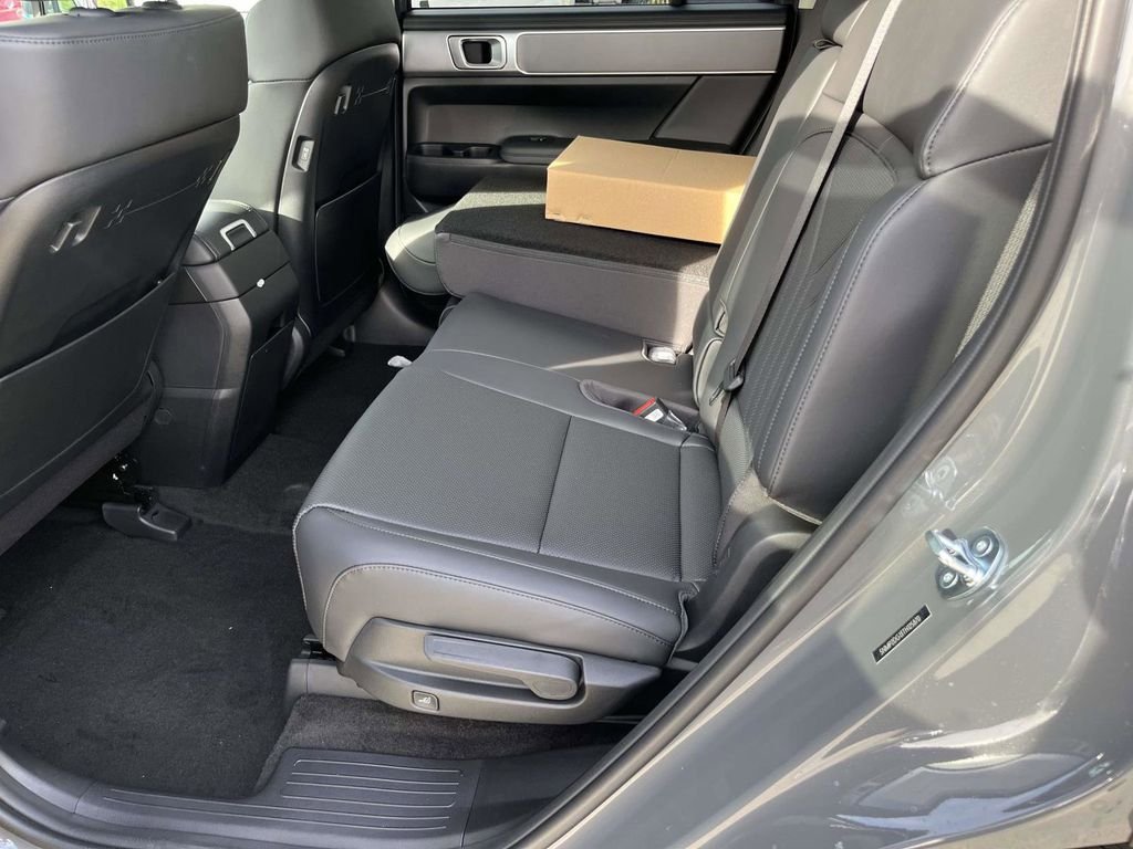 New 2026 Hyundai Santa Fe SEL AWD/4WD image 7