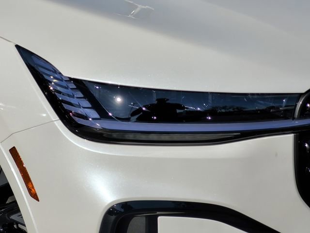 New 2026 Lincoln Nautilus Black Label w/ Jet Appearance Package image 10