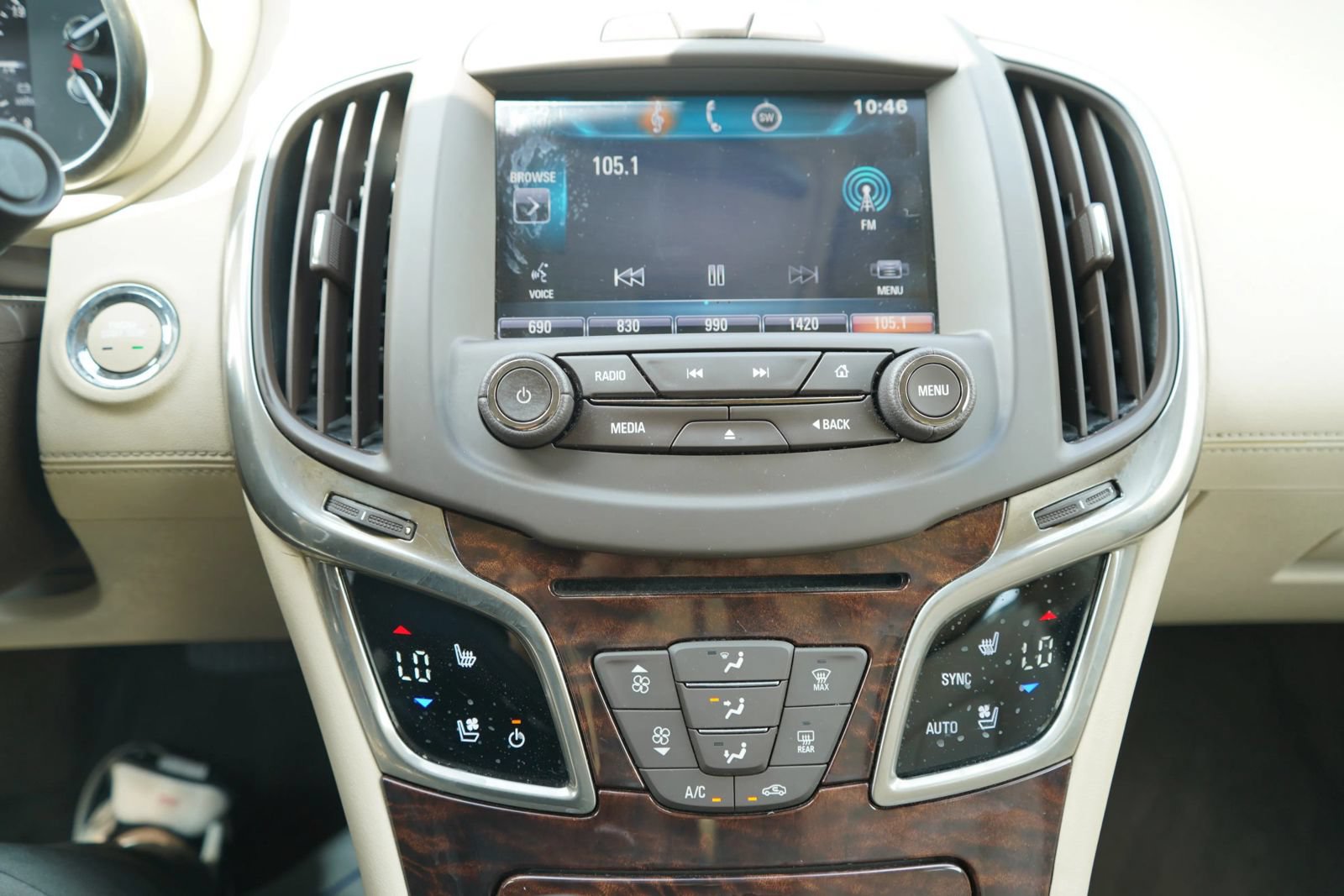 Used 2015 Buick LaCrosse Premium w/ Driver Confidence Package #1 FWD image 12