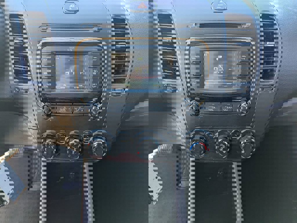 Used 2018 Kia Forte LX w/ LX Rear Camera Package image 17