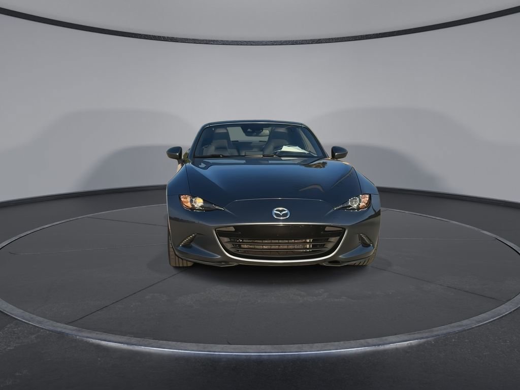 Used 2019 MAZDA MX-5 Miata RF Grand Touring RWD image 3