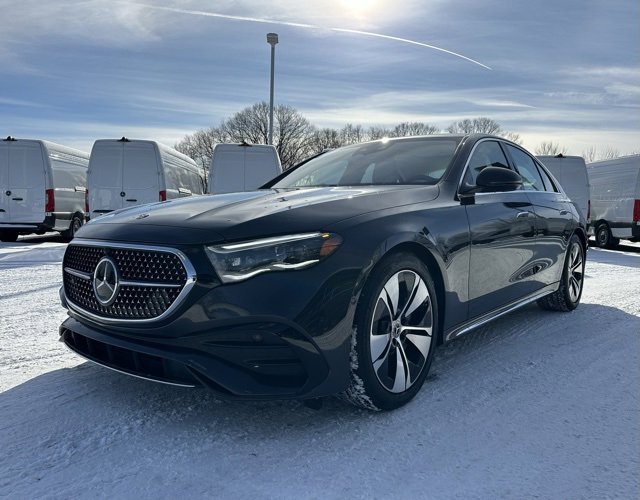 Certified 2024 Mercedes-Benz E 350 4MATIC Sedan image 3