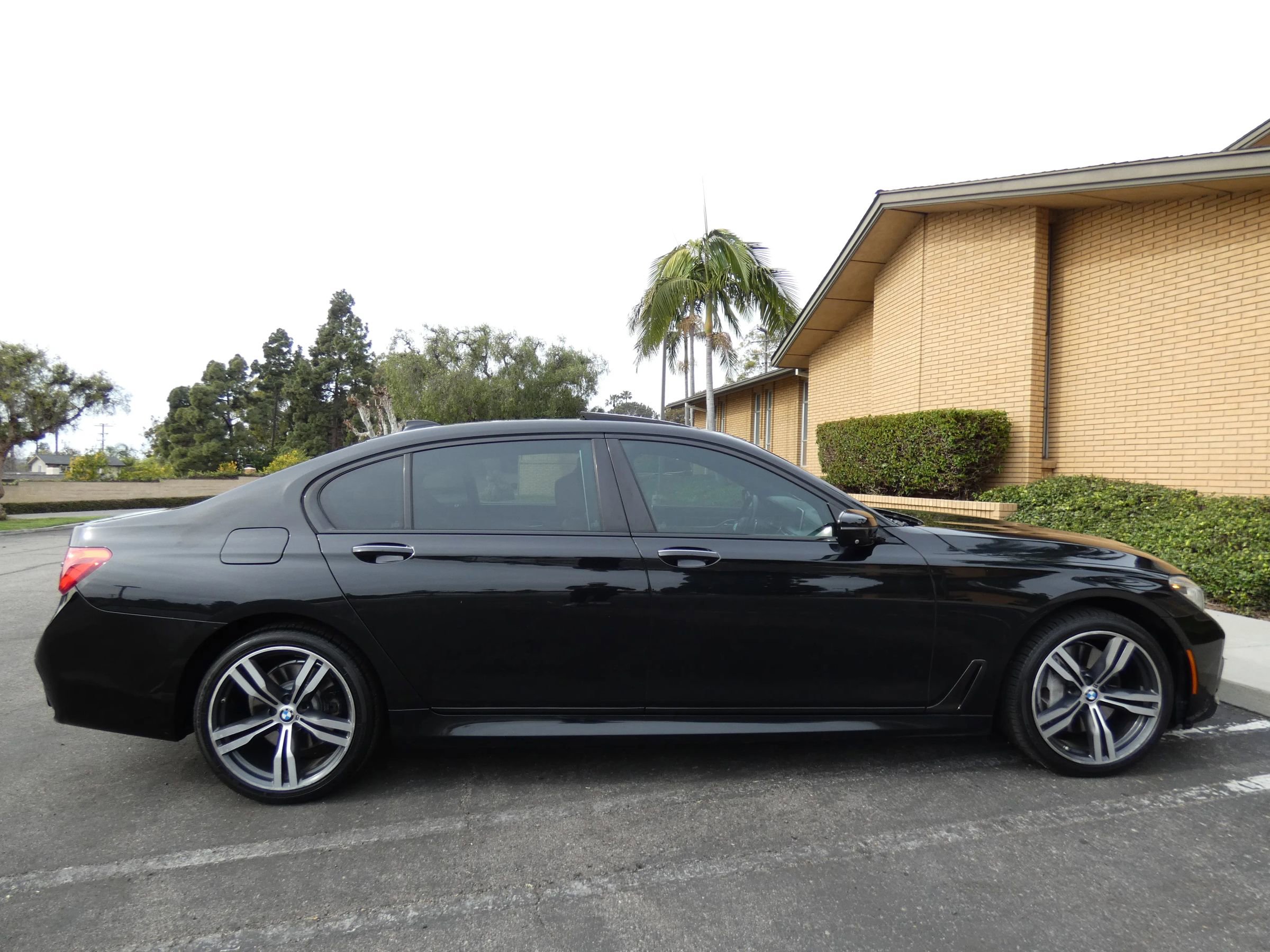 Used 2016 BMW 750i xDrive image 5