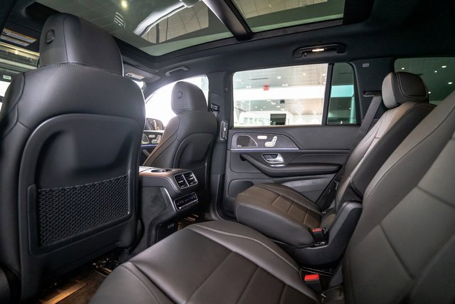 New 2025 Mercedes-Benz GLS 450 GLS 450 image 32