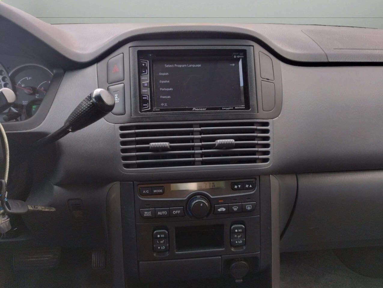 Used 2004 Honda Pilot EX image 30