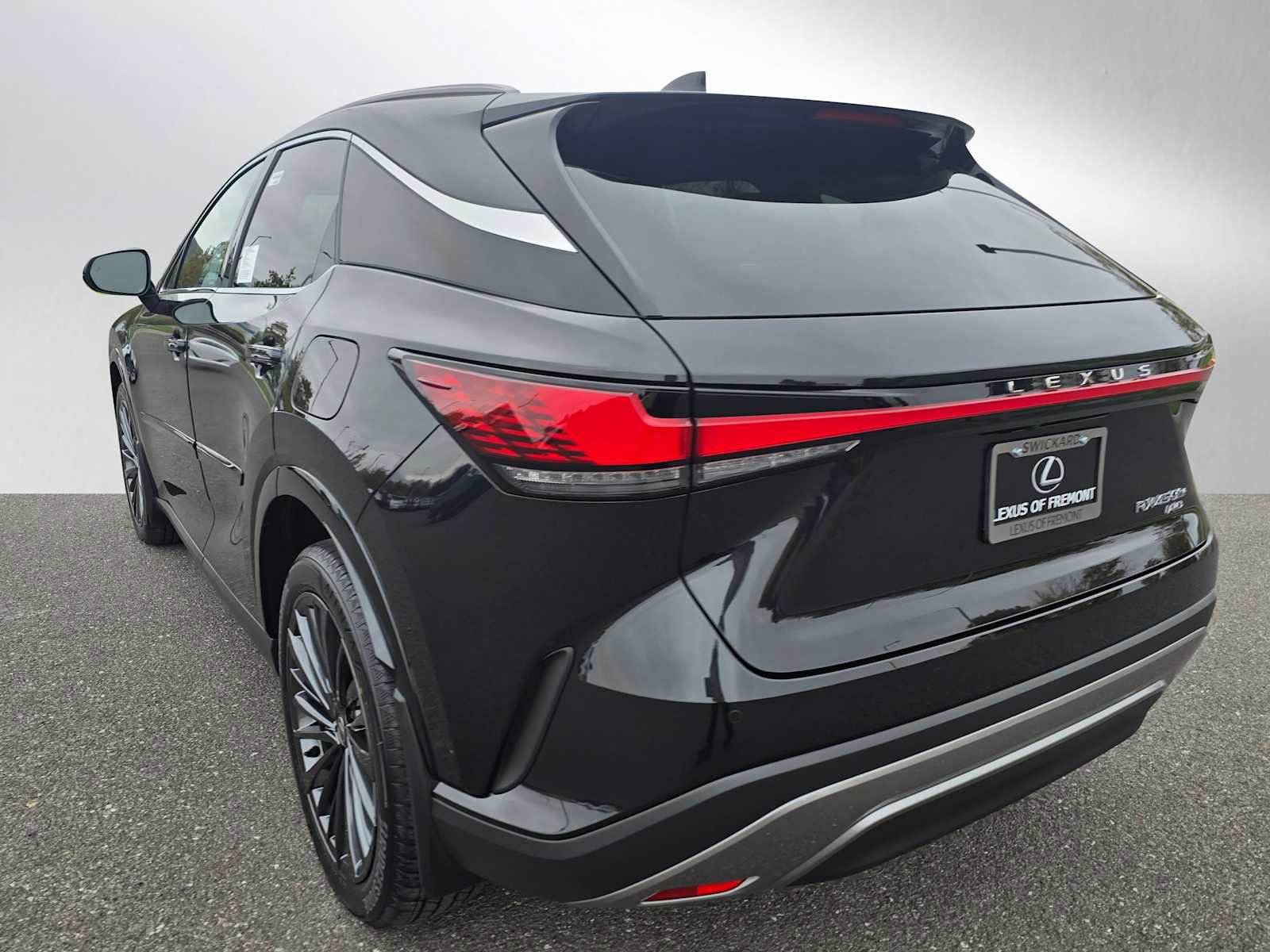 New 2026 Lexus RX 450h AWD image 5
