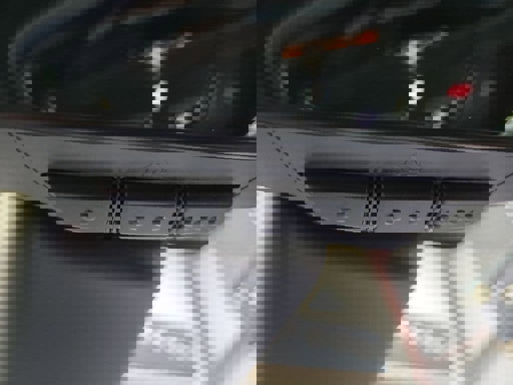 New 2026 Land Rover Range Rover Velar Dynamic SE image 35