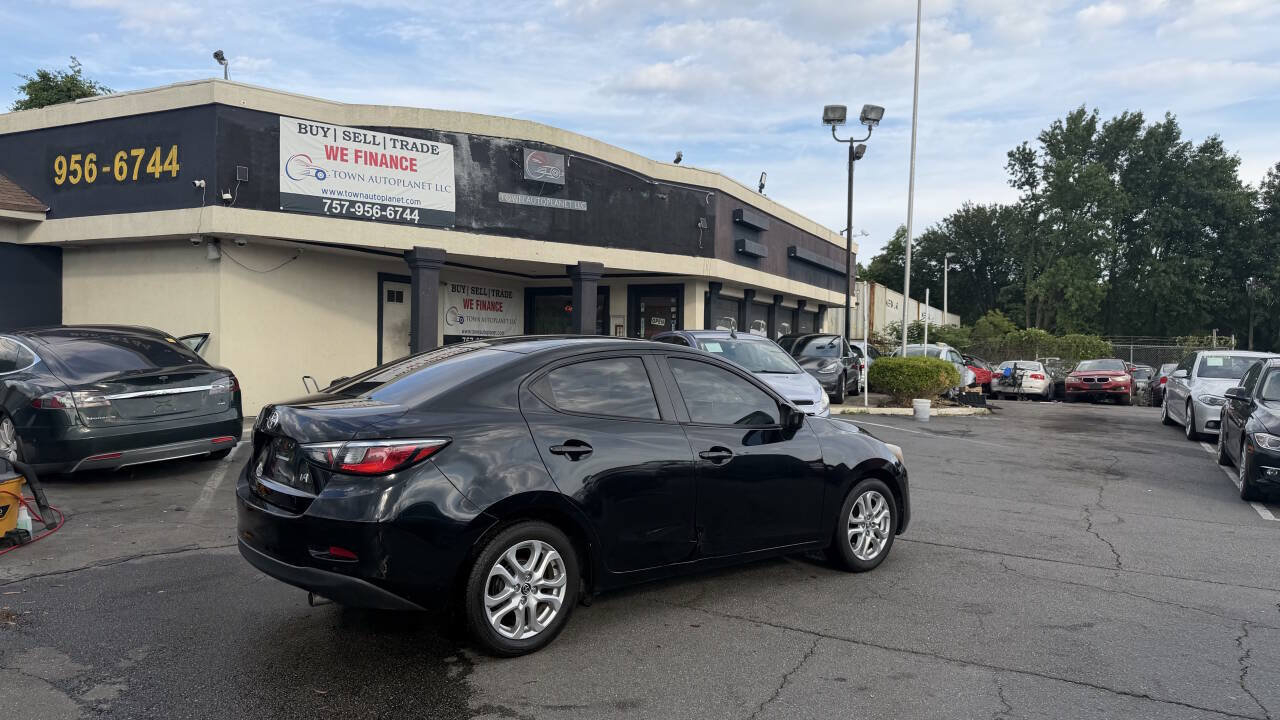 Used 2016 Scion iA FWD image 6