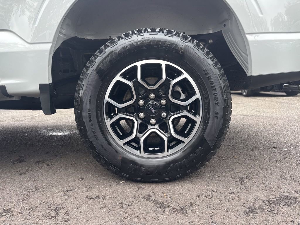 Used 2023 Ford F150 XLT w/ Equipment Group 302A High image 9
