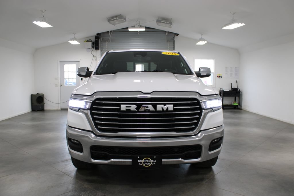 Used 2025 RAM 1500 Laramie AWD/4WD image 3