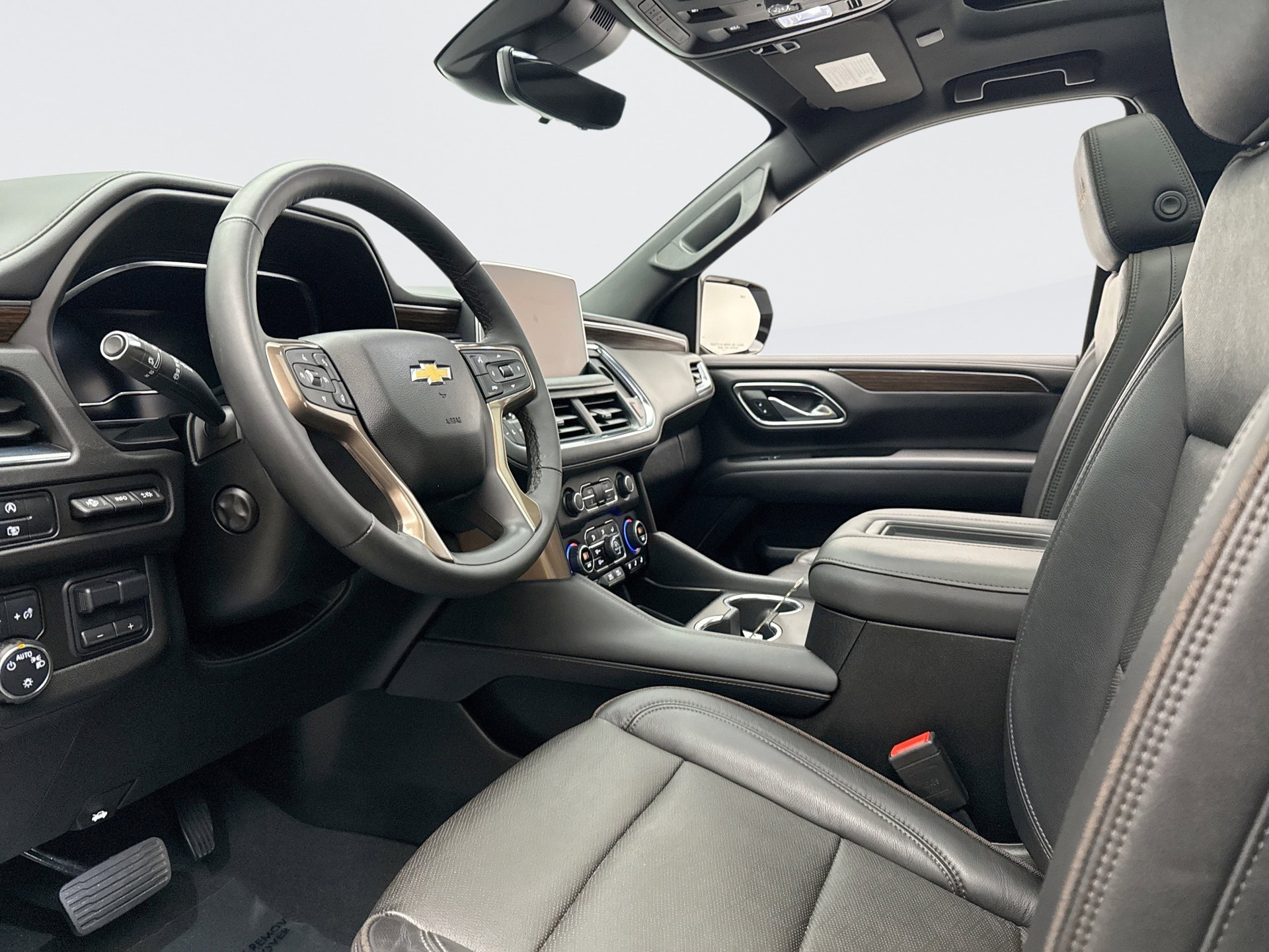 Used 2024 Chevrolet Tahoe High Country image 10