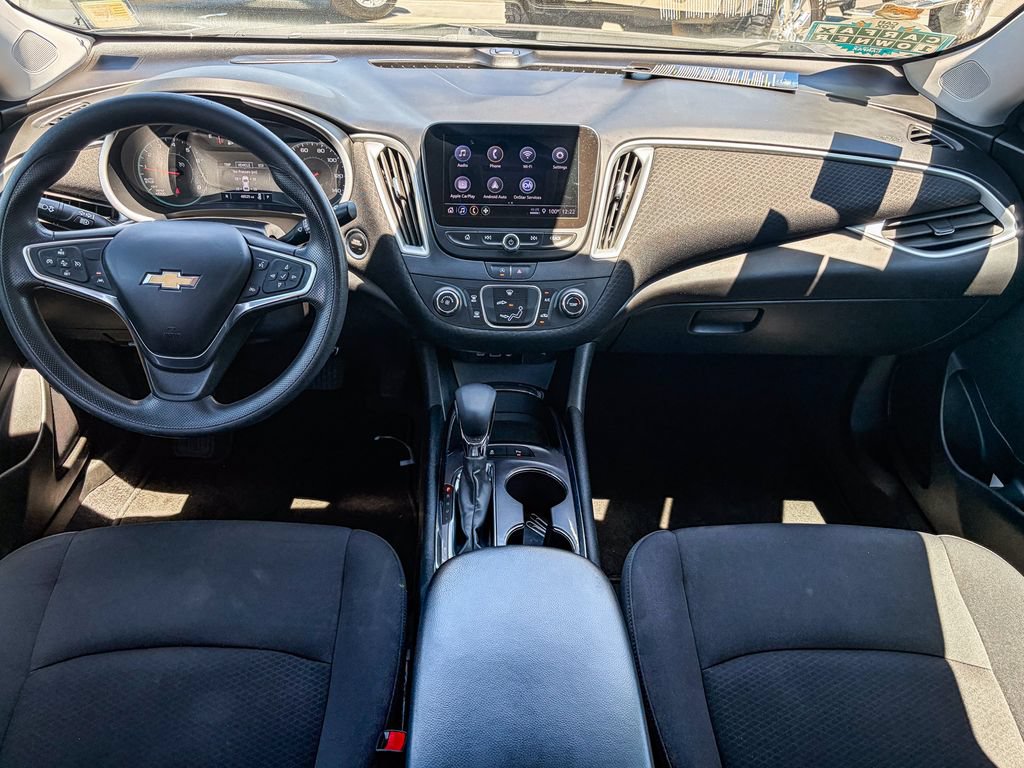 Used 2022 Chevrolet Malibu LS FWD image 25