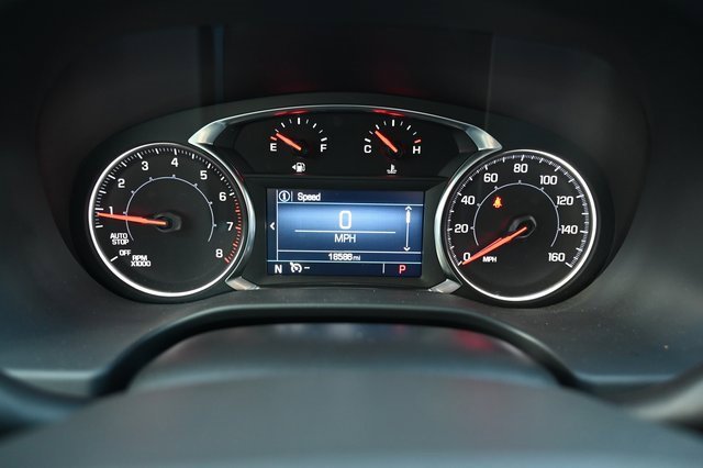 Used 2023 GMC Acadia SLE w/ Driver Convenience Package image 27