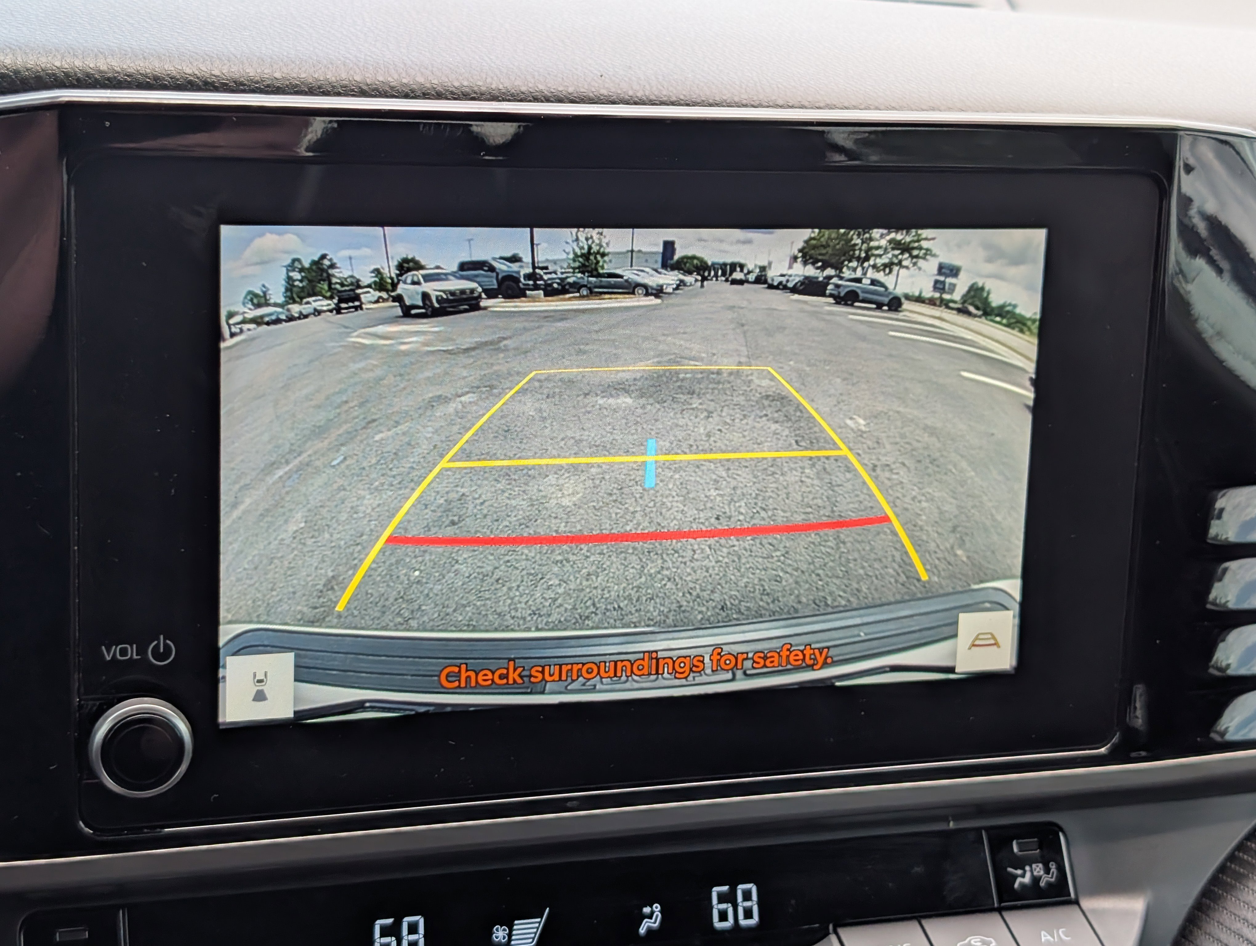 Used 2025 Toyota Camry SE FWD image 17