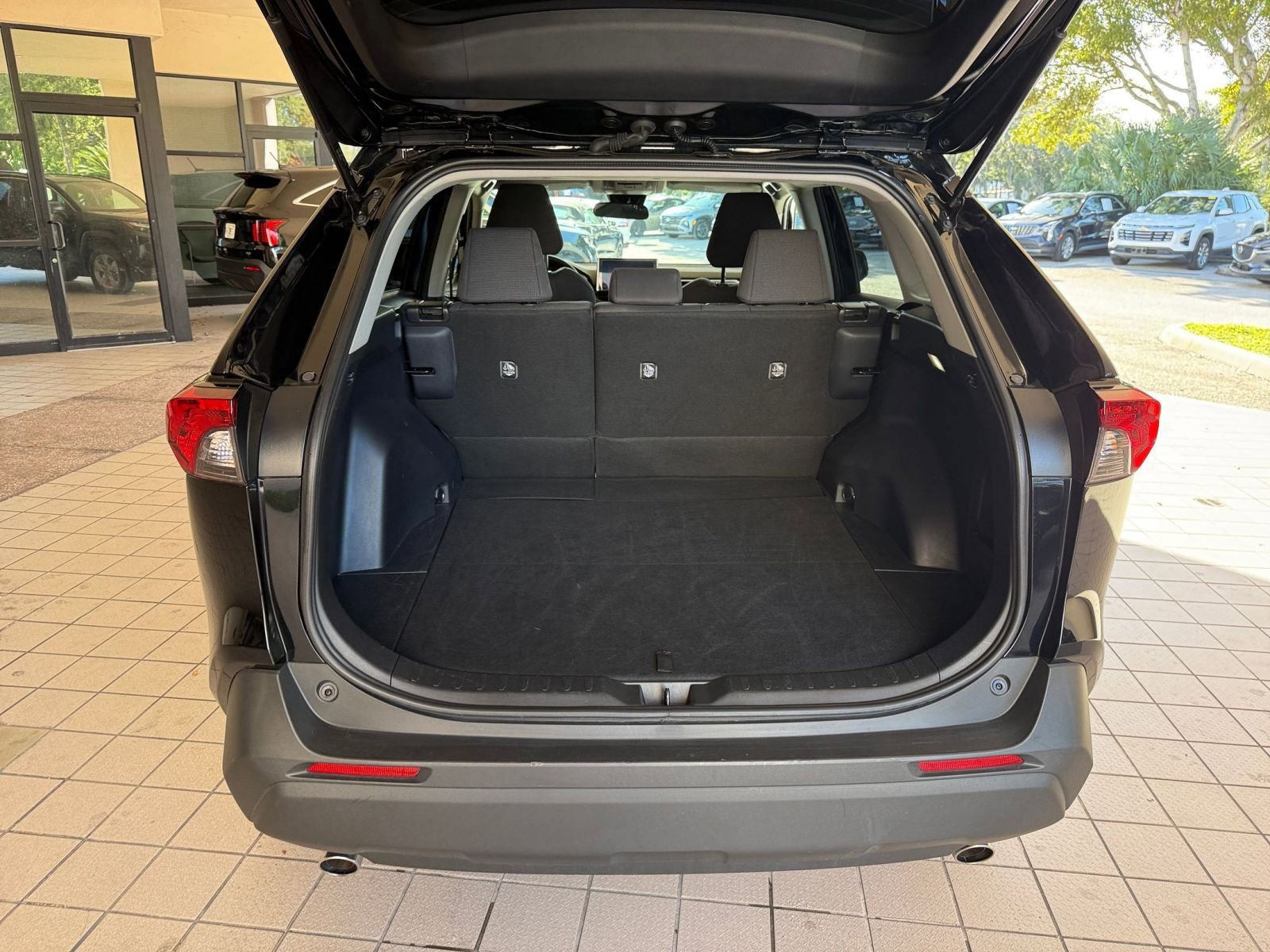 Used 2025 Toyota RAV4 LE image 35