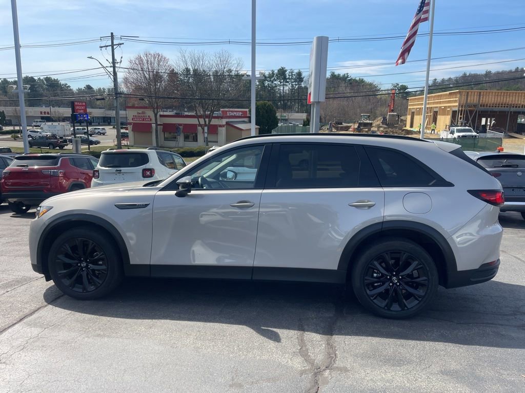 Used 2025 MAZDA CX-90 Plug-In Hybrid w/Premium Sport image 4