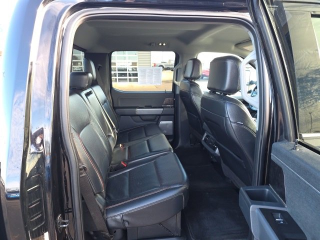 Used 2023 Ford F350 Lariat w/ Chrome Package image 9