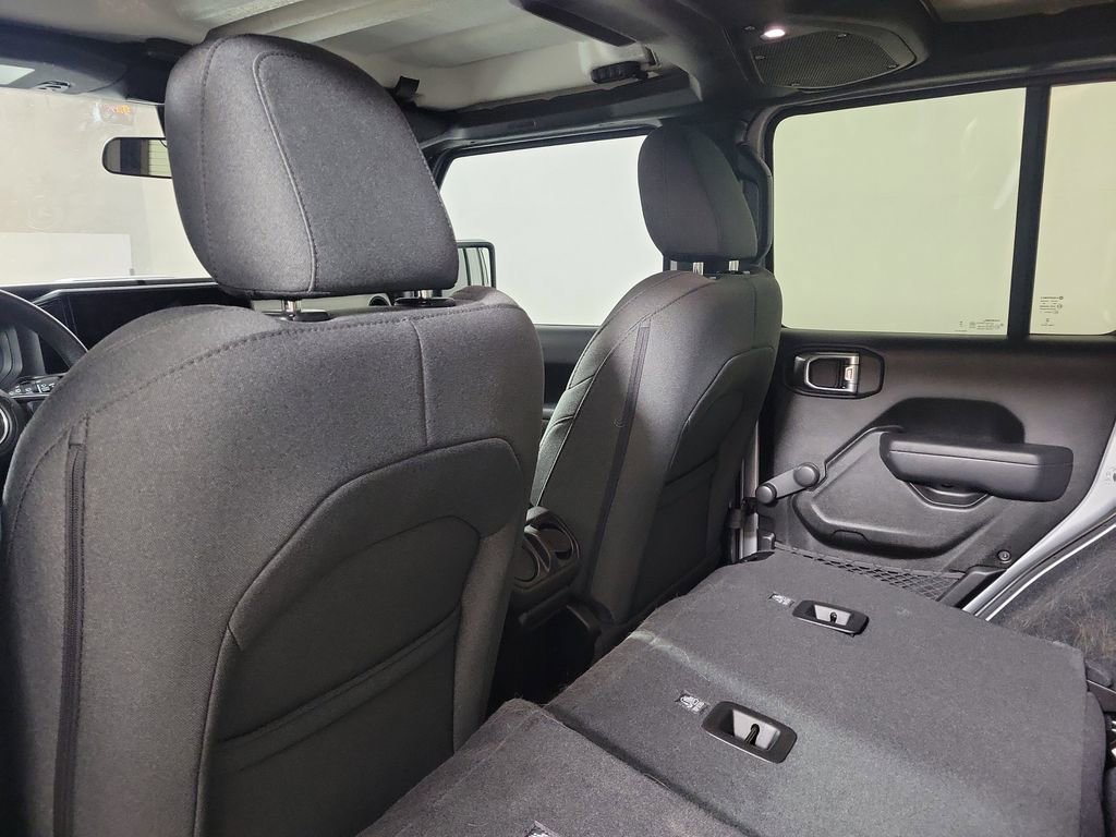 Used 2024 Jeep Wrangler Sport AWD/4WD image 20