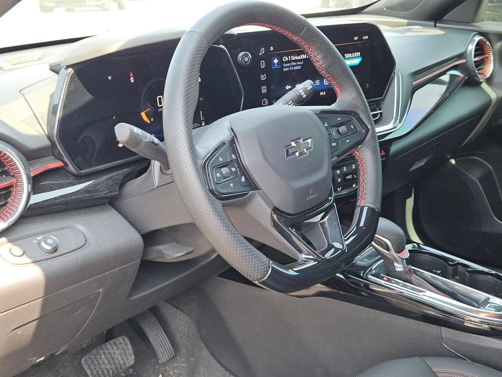 Certified 2026 Chevrolet Trax RS w/ Sunroof Package FWD image 10