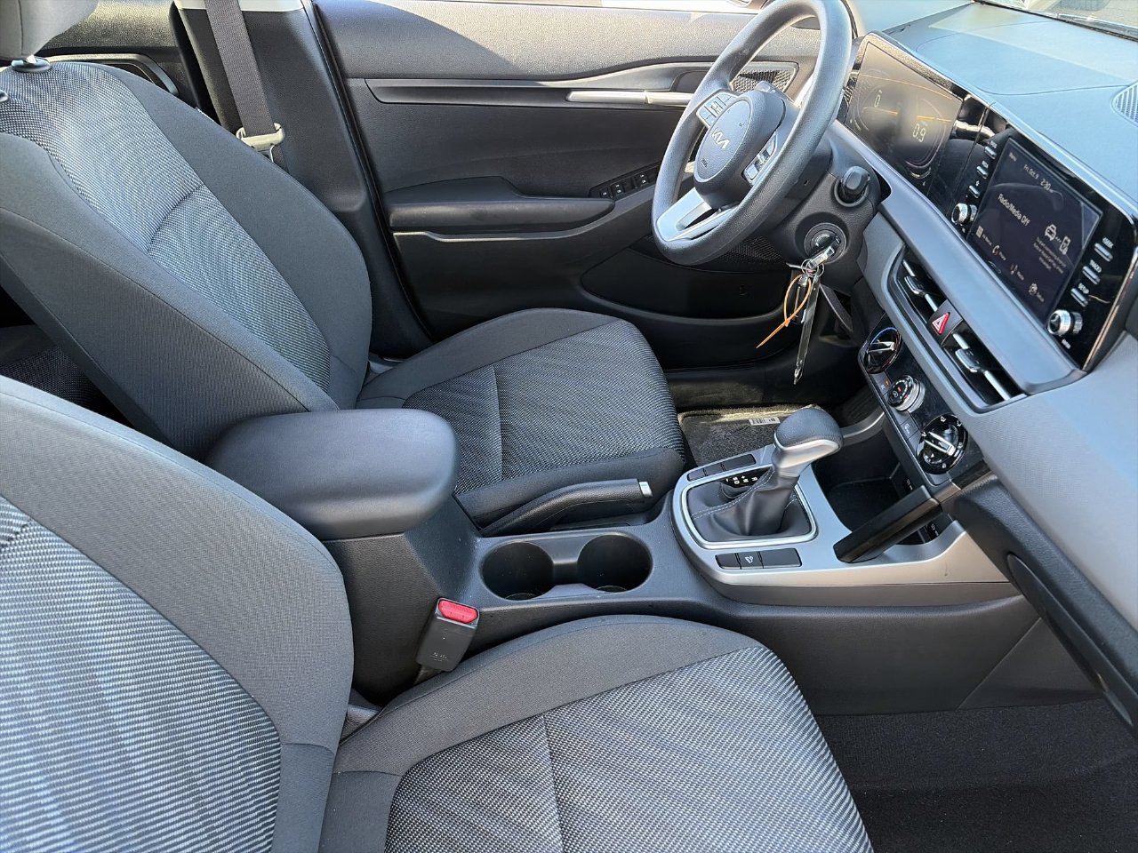 Certified 2026 Kia Seltos LX FWD image 11