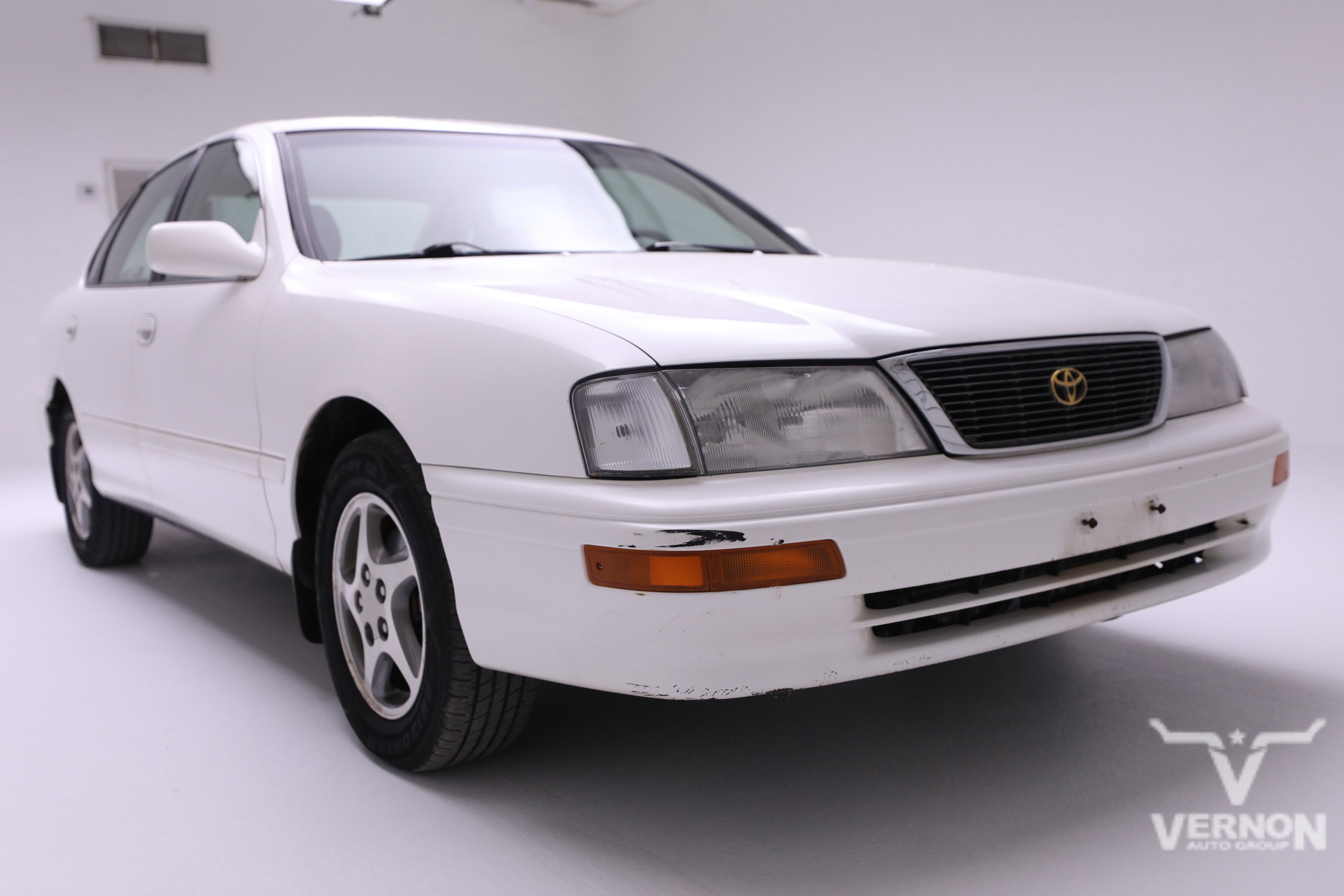 Used 1997 Toyota Avalon XL image 7