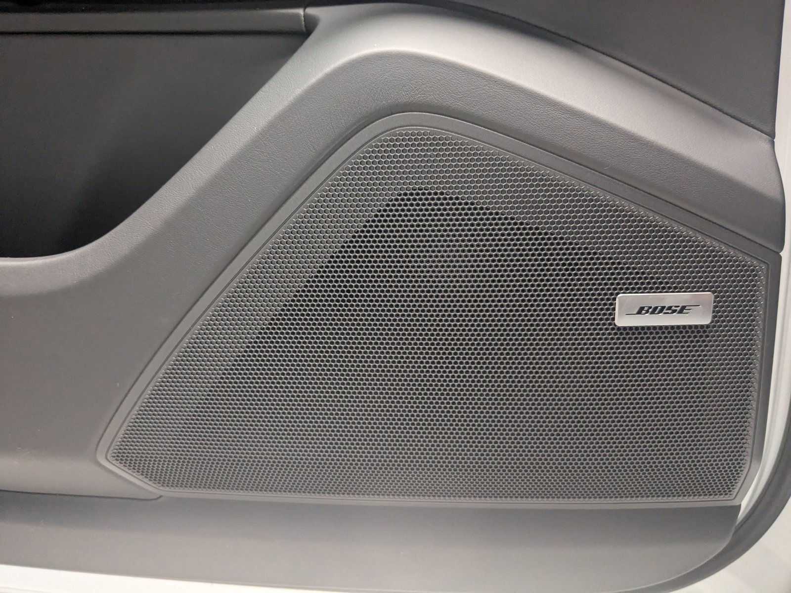 New 2025 Porsche Cayenne S image 14