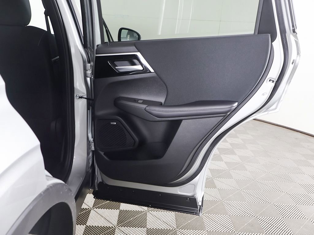 New 2026 Mitsubishi Outlander ES FWD image 23