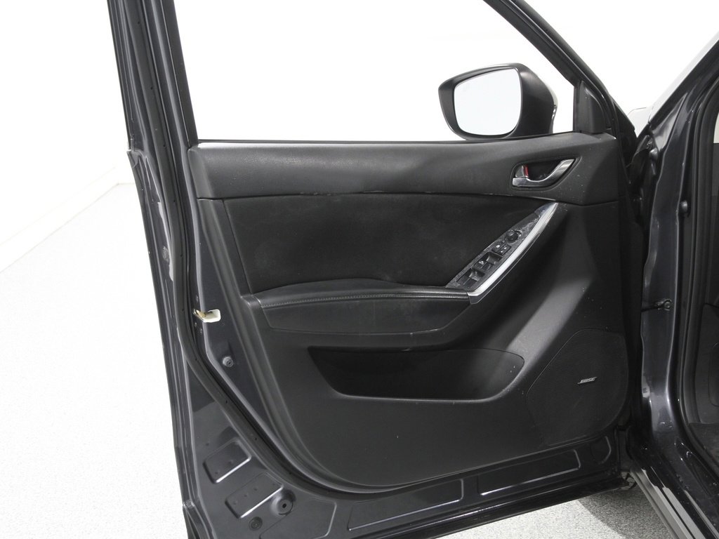 Used 2016 MAZDA CX-5 Touring w/ Bose/Moonroof Package image 4