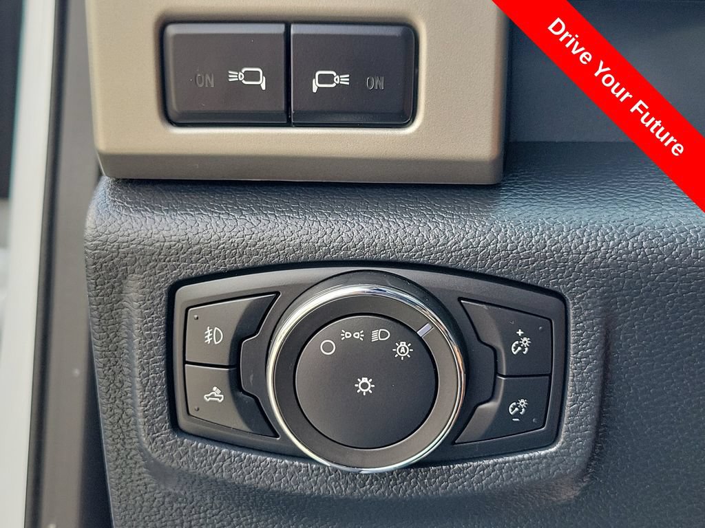 Used 2022 Ford F350 Lariat w/ Lariat Ultimate Package AWD/4WD image 17