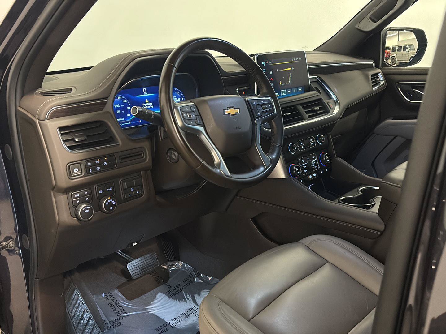 Used 2024 Chevrolet Tahoe LT w/ LT Signature Package AWD/4WD image 19