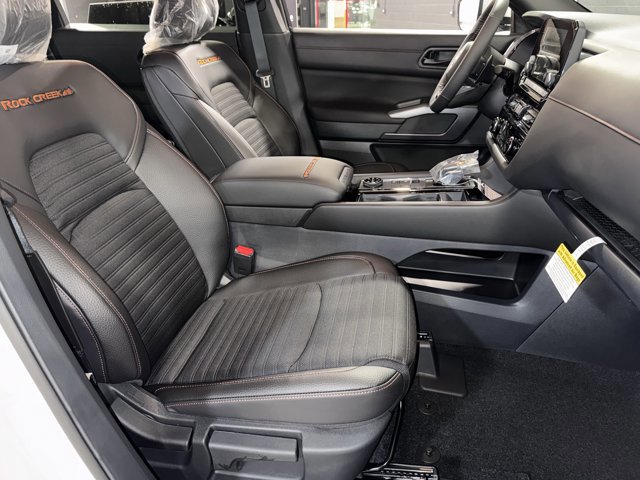 New 2025 Nissan Pathfinder Rock Creek image 10