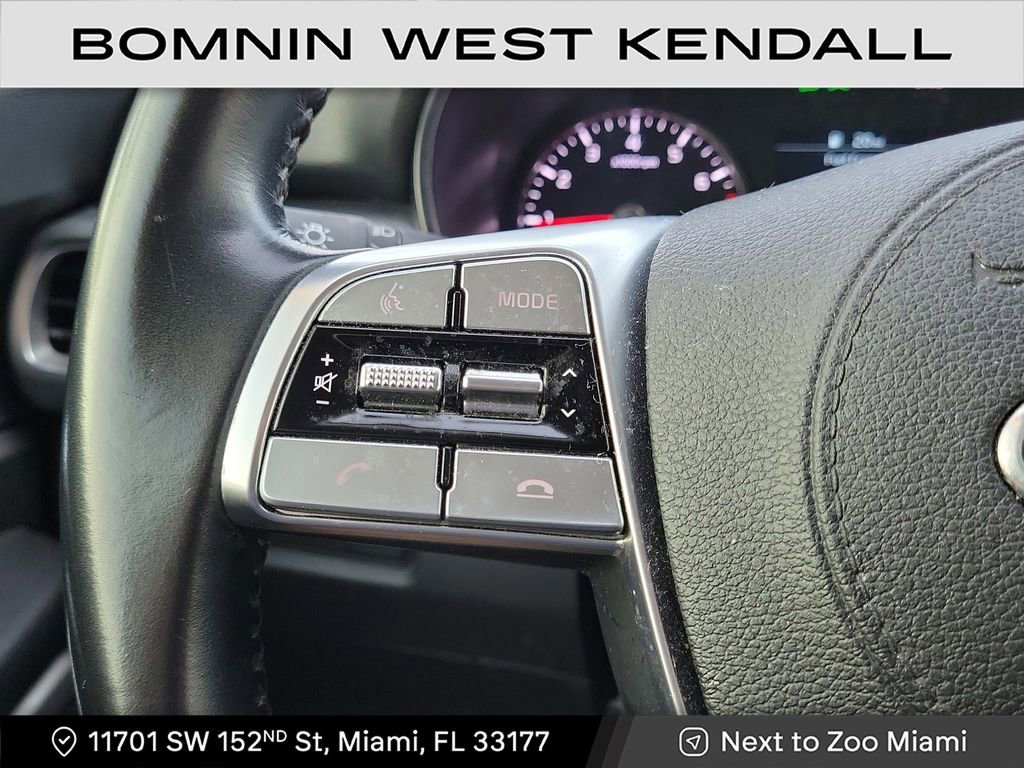 Used 2021 Kia Telluride LX image 9