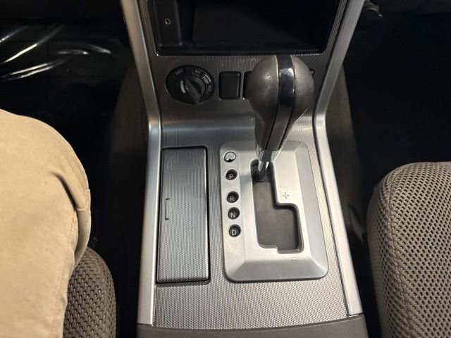 Used 2010 Nissan Pathfinder SE image 35