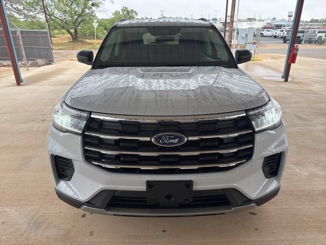 New 2026 Ford Explorer Active AWD/4WD image 2