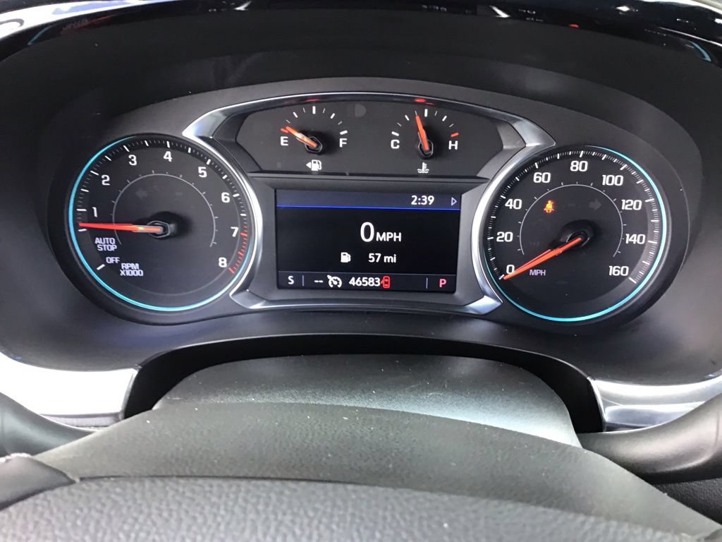 Used 2023 Chevrolet Traverse LT FWD image 24