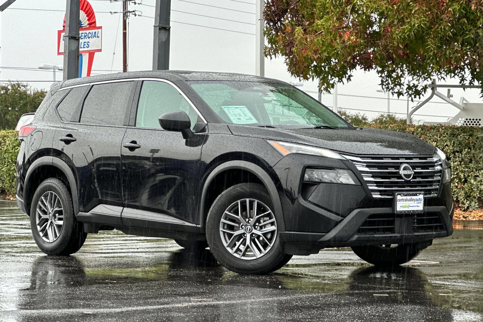 Certified 2024 Nissan Rogue S image 2