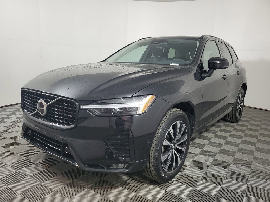 Certified 2024 Volvo XC60 B5 Plus w/ Protection Package Premier AWD/4WD image 3