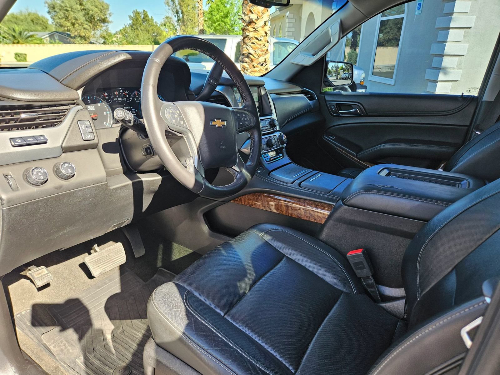 Used 2018 Chevrolet Tahoe Premier AWD/4WD image 9